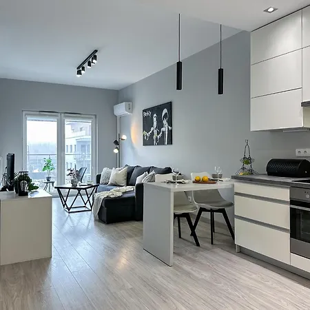 Krakowski Zakatek- Premium Z Garazem Apartamento Cracóvia